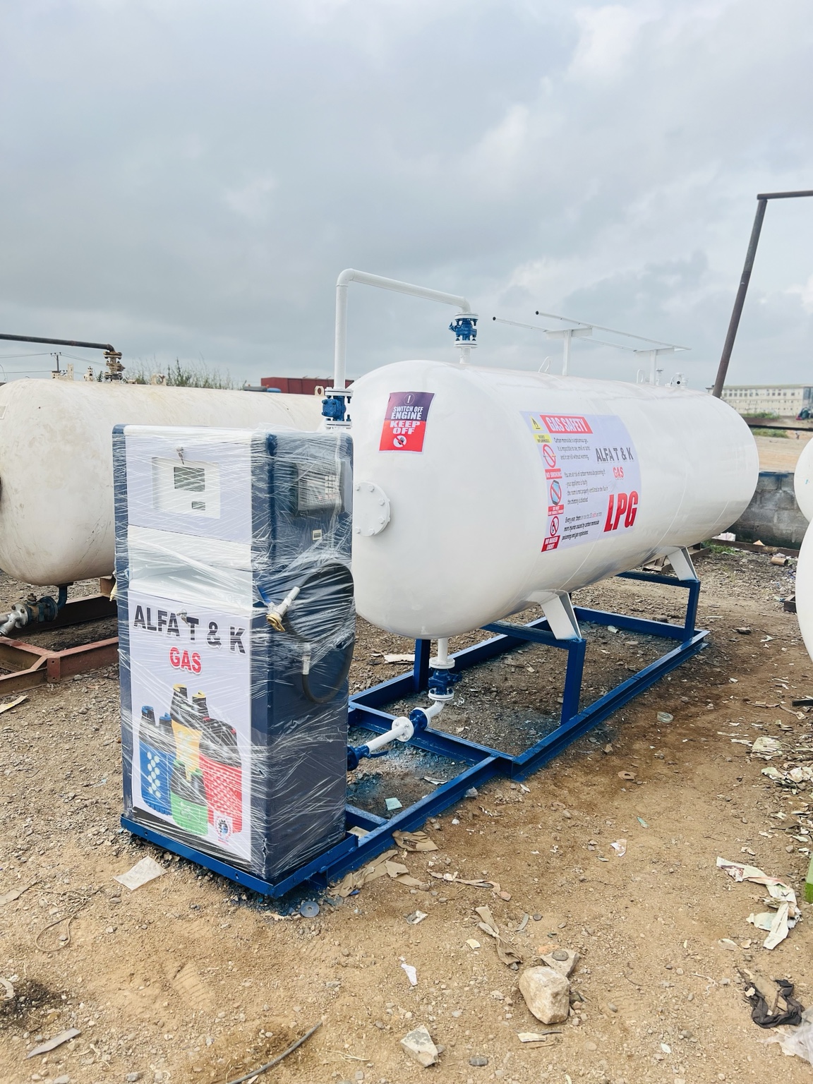 LPG storage tank and dispenser equipment
